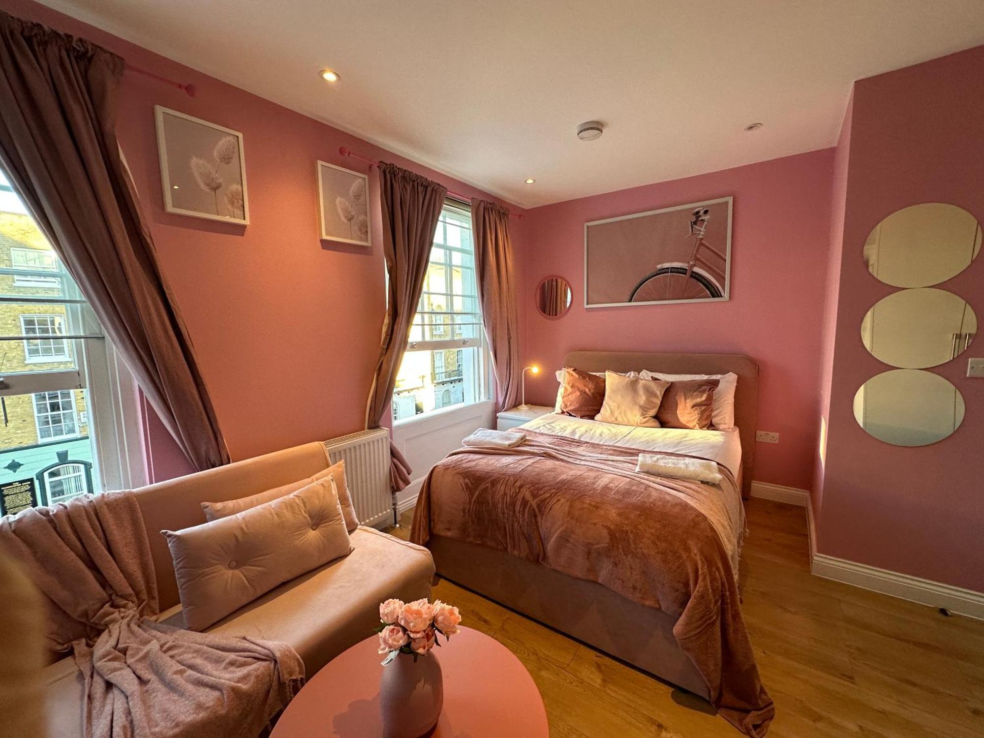 Gloucester Place Apartment